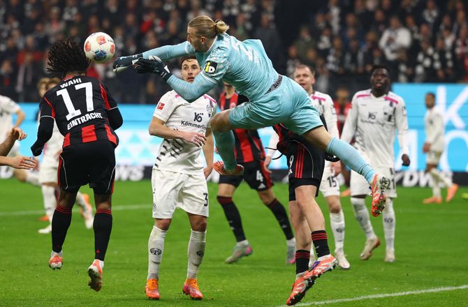 Bundesliga -Mainz-keeper er håndskadet