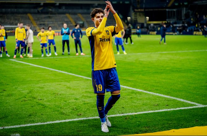 3F Superliga -Brøndby udlejer Escobar
