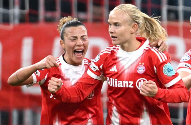 Champions League -Pernille Harder blev dobbeltmålscorer i CL 