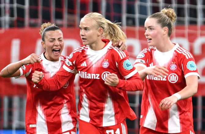 Champions League -Pernille Harder jagter CL-triumf: Det sidste trofæ