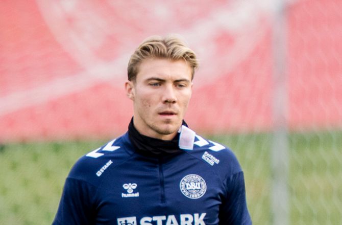 VM kval. UEFA -Højlund fraværende til træning