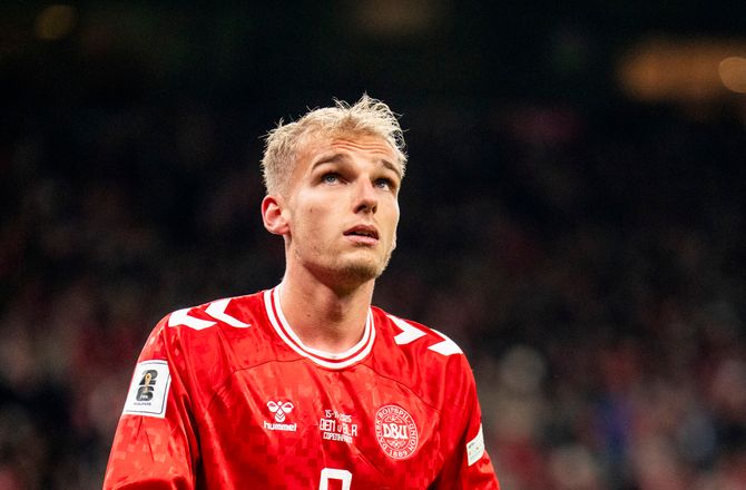 VM kval. UEFA -Isaksen satte røven i klaskehøjde: Vi er heldige