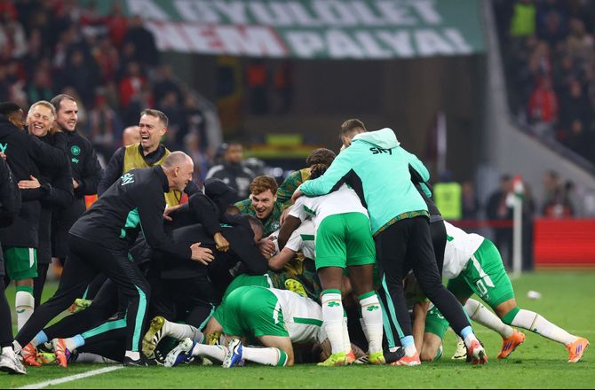 VM kval. UEFA -Irland i ekstase: En mærkelig kamp 