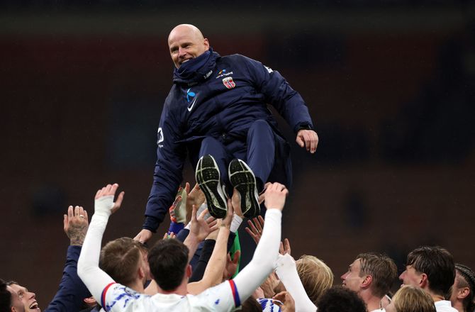 VM -Bekræftet: Ståle Solbakken forlænger 