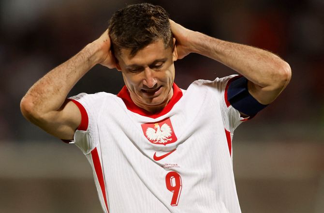 VM kval. UEFA -Malta flirtede med overraskelse mod Polen