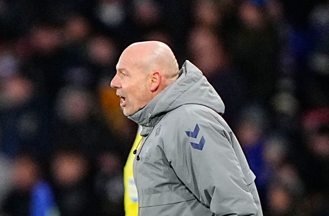 VM kval. UEFA -KLUMME: Riemer og Schmeichel ikke dygtige nok