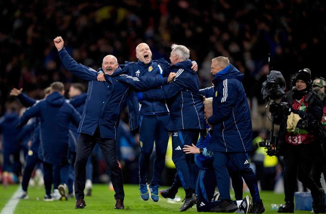 VM kval. UEFA -Steve Clarke: Vi skal til VM - ikke dårligt