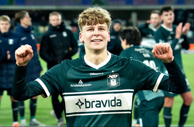 3F Superliga -AGF overrasker: 17-årig får startdebut