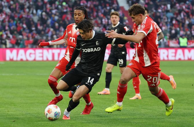 Bundesliga -Yuito Suzuki chokerer Bayern - se målet her 