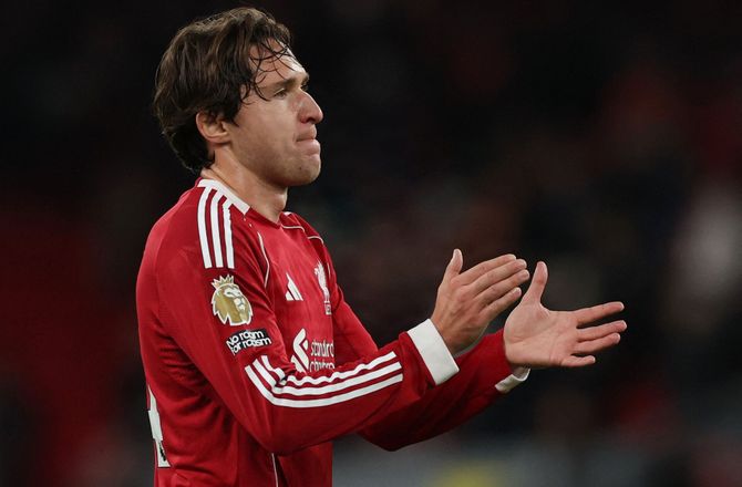 Champions League -Chiesa og Endo udeladt af Liverpools CL-trup