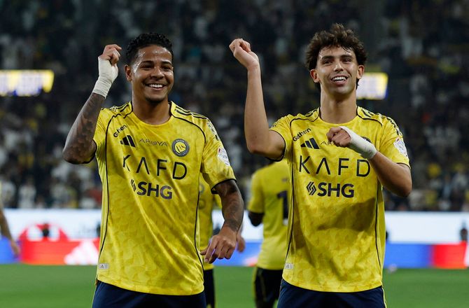 International -Wesley skifter til Real Sociedad