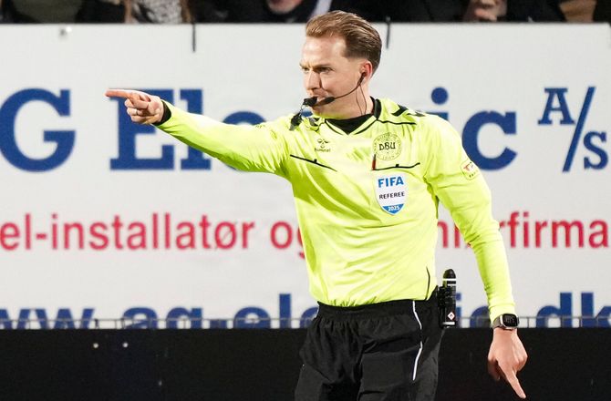 3F Superliga -Muligt guldbrag: Redder passer fløjten i Brøndby
