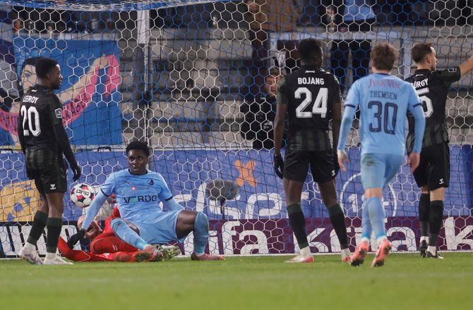 3F Superliga -Randers og OB bøvlede med skarpheden