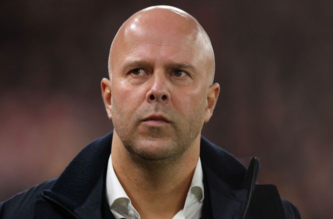 Premier League -Slot forventer Isak er ude i et par måneder