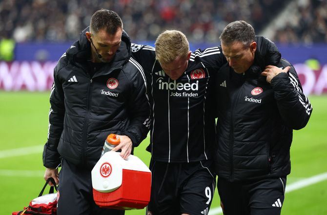 Bundesliga -Jonathan Burkardt nærmer sig comeback