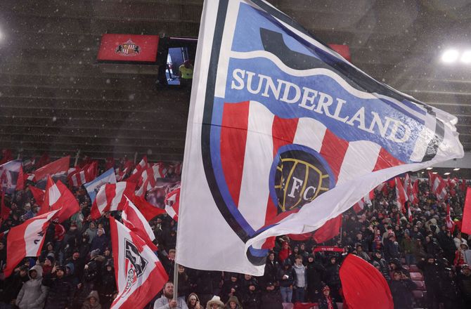 International -Sunderland meldes enig med Antwerp om midtbanespiller