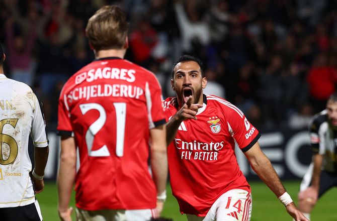 Primeira Liga -Schjelderup stod bag sent Benfica-comeback