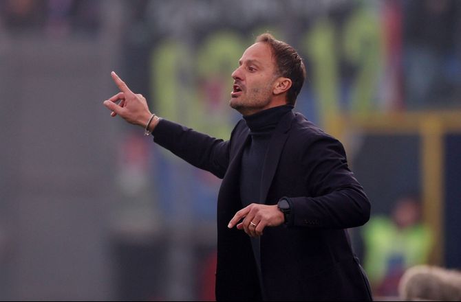 Serie A -Bekræftet: Pisa fyrer cheftræner