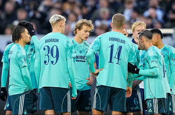 3F Superliga -Nyt Superliga-tiltag prøves: Pausen kan skubbes to minutter
