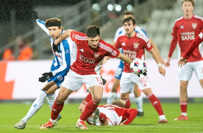 3F Superliga -Troen på overlevelse lever i Vejle: Intet afgjort endnu