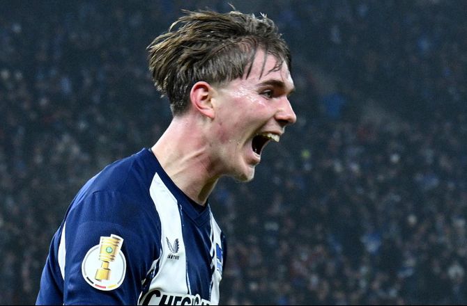 Bundesliga -Vildt kapløb: Leverkusen henter tysk juvel