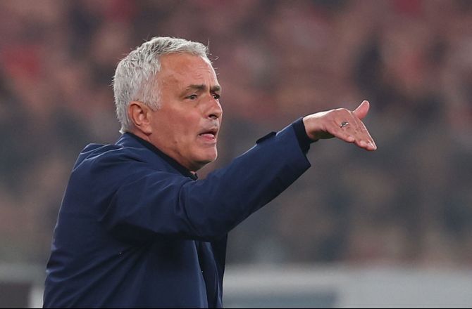 Primeira Liga -Mourinho afviser Real-snak: Tænker kun på CL