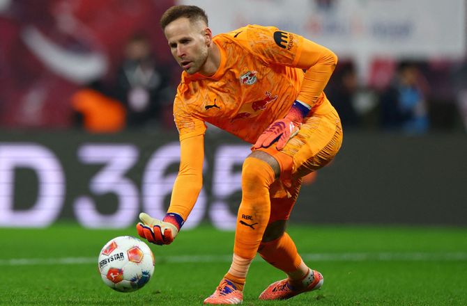 International -Officielt: Villarreal henter Peter Gulacsi