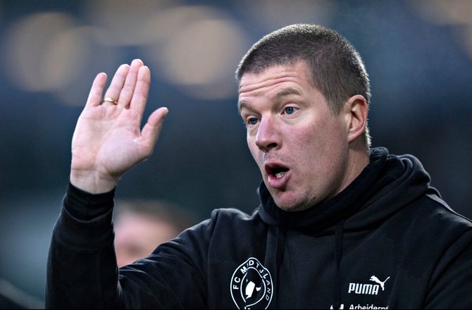 Europa League -FCM's bane er slidt: Paaske gør alt han kan