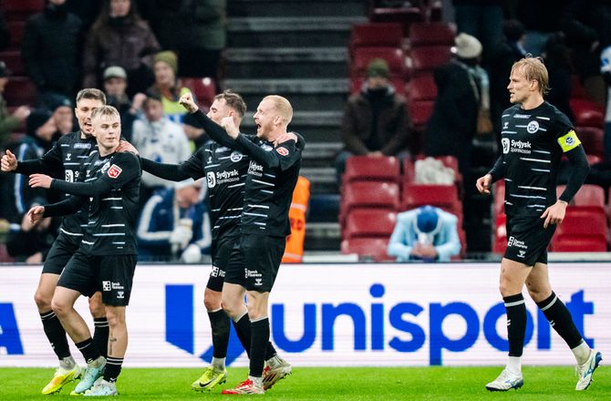 3F Superliga -Sønderjyske dominerer efter skalp i Parken