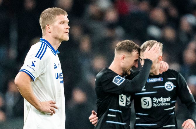 3F Superliga -FCK latterliggjort af egne fans: Det hjælper ikke