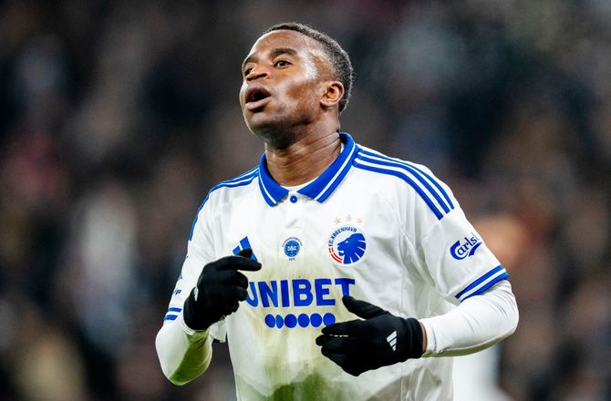 Træningskampe -U19-angriber foran Moukoko: Handler om konkurrencesituationen