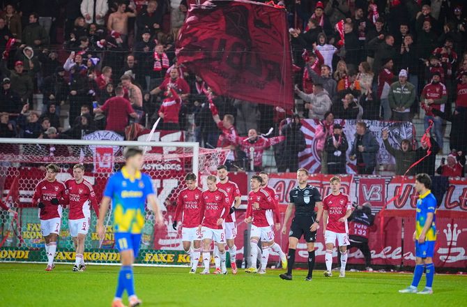 3F Superliga -Tre BIF-nederlag i træk: Vejle choksejrede i Nørreskoven