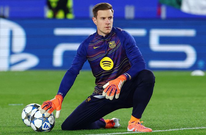 Æresdivisionen -Ter Stegen meldes på plads i Ajax