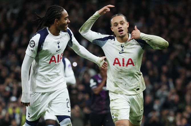 Champions League -Tjekkisk hjælp: Tottenham bankede Slavia 