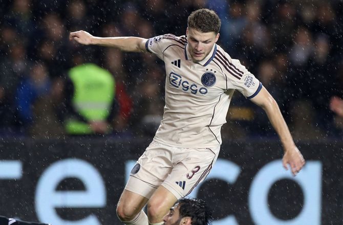 Ajax -Gaaei garnede i Ajax-sejr
