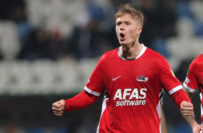 Ligue 1 -Officielt: Isak Jensen rykker til Ligue 1