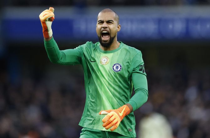 Premier League -Robert Sanchez meldes på plads i Serie A