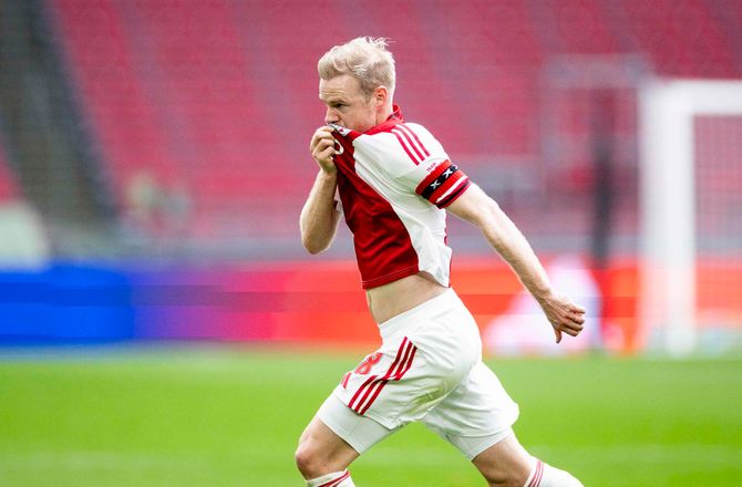 Æresdivisionen -Klaassen-drøn: Ajax sejrede i De Klassieker