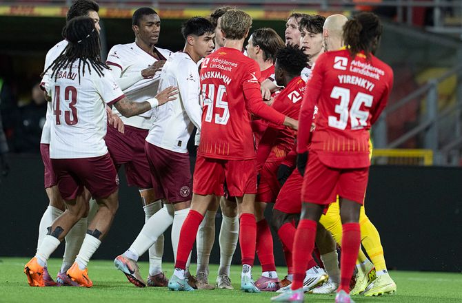 Oddset Pokalen -FCN-chef klapper i om rødt: Håber virkelig han er sikker