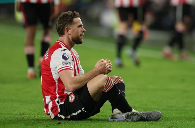 Premier League -Henderson dedikerer mål til Jota: Vi vil altid mindes ham