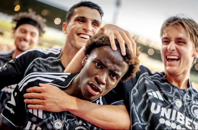 1. Division -PSG udlejer Yoram Zague igen