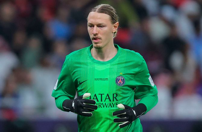 Ligue 1 -Russisk PSG-helt har brækket hånden 