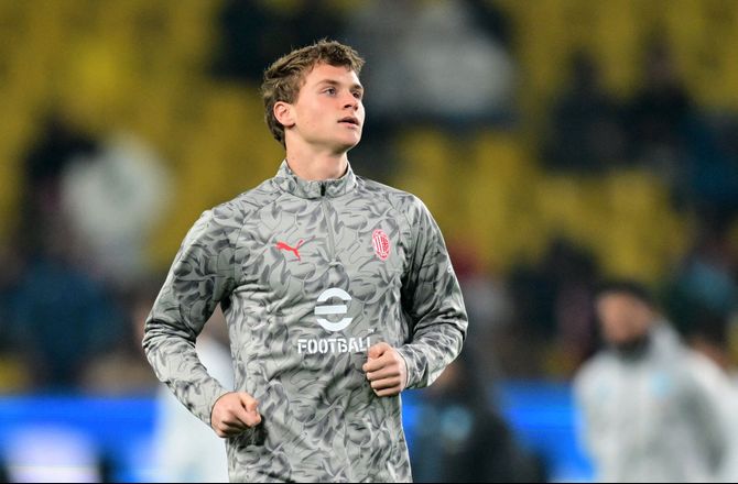 Æresdivisionen -Maximilian Ibrahimović: Vil skrive min egen historie 