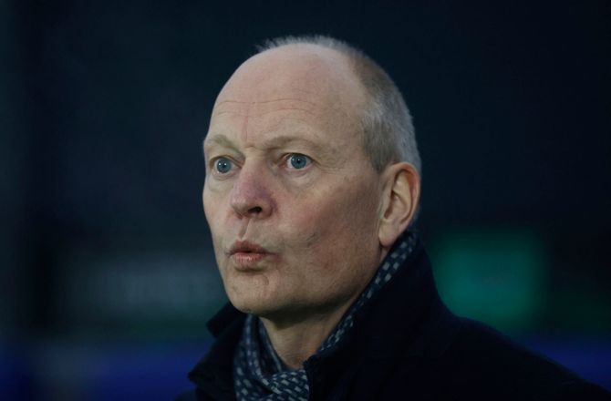 Ekstraklasa -Niels Frederiksen har trumferne: Overvejer andre tilbud