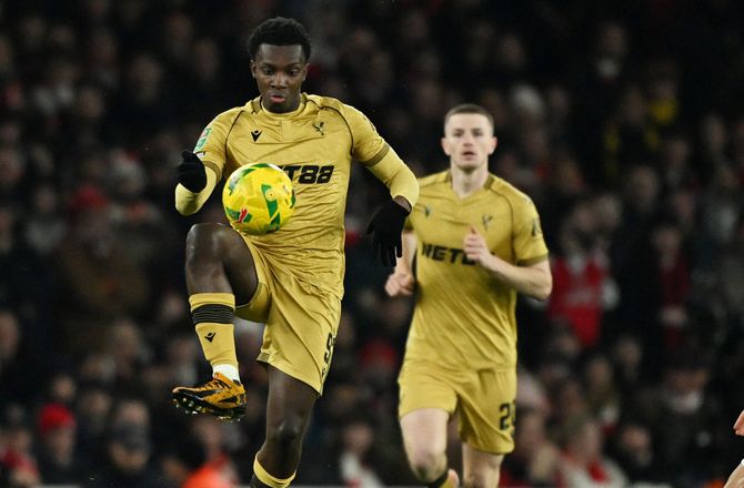 Premier League -Eddie Nketiah skadet igen: Ser ikke godt ud
