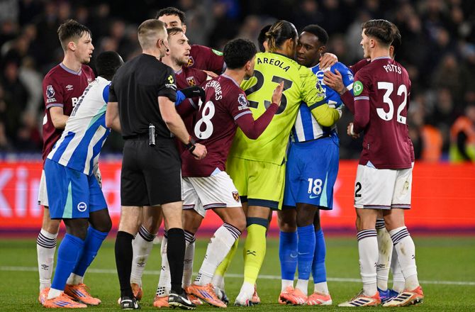 Premier League -Brighton-boss afviser samtale efter misset Panenka