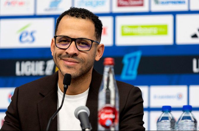 Premier League -Officielt: Rosenior får til 2032 i Chelsea