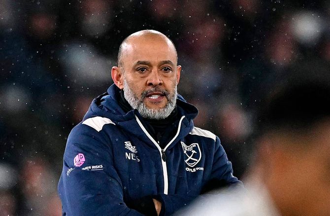 Premier League -West Ham-chef om Kinsky: En svær situation