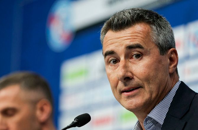 Ligue 1 -Rosenior-exit chokerer Strasbourg-boss: Tror I jeg er glad?