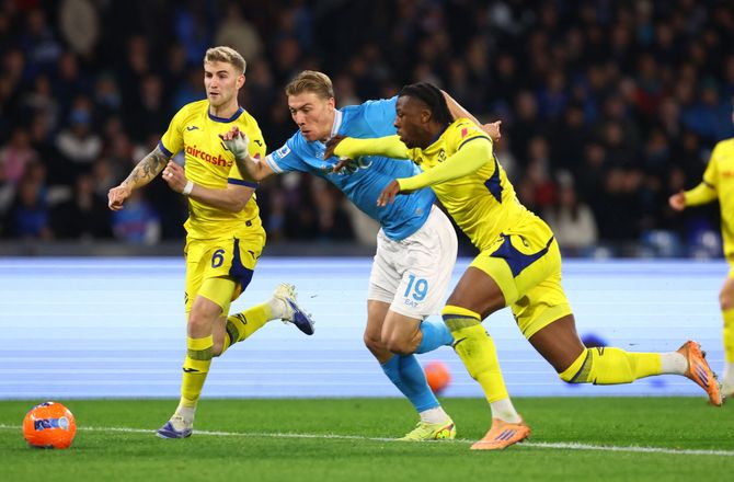 Serie A -Verona køber Bella-Kotchap